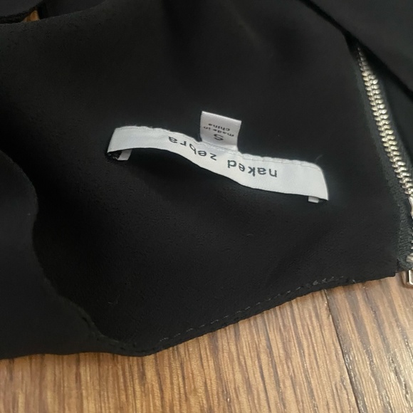 Naked Zebra Black Sleeveless Top - Picture 4 of 4